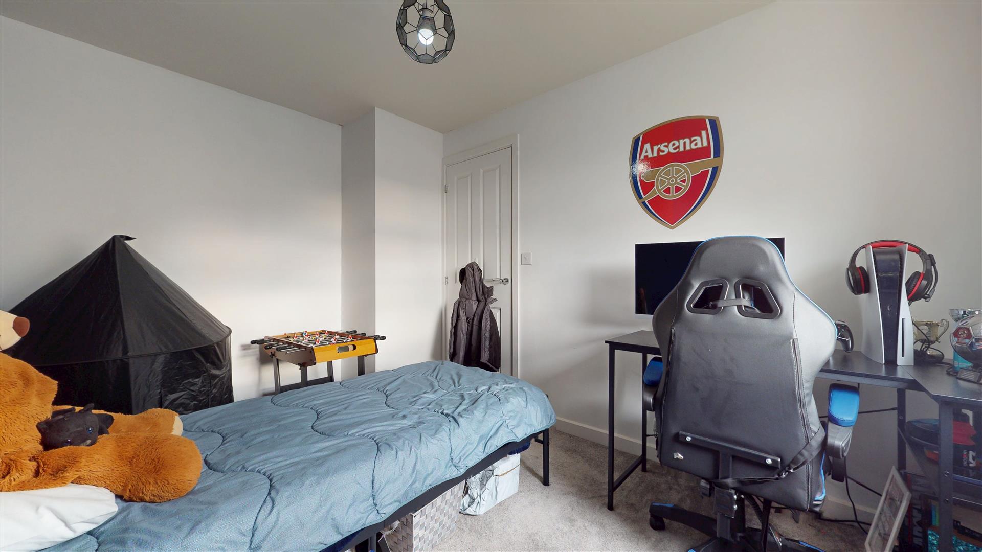 Courtenay Croft, Eagle Farm South, Milton Keynes